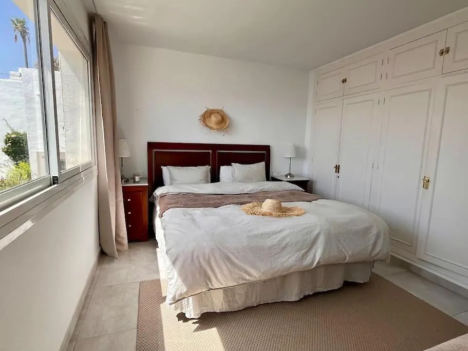 Holiday home Nyrenoverat! Beachfront Townhouse Med Pool Malaga